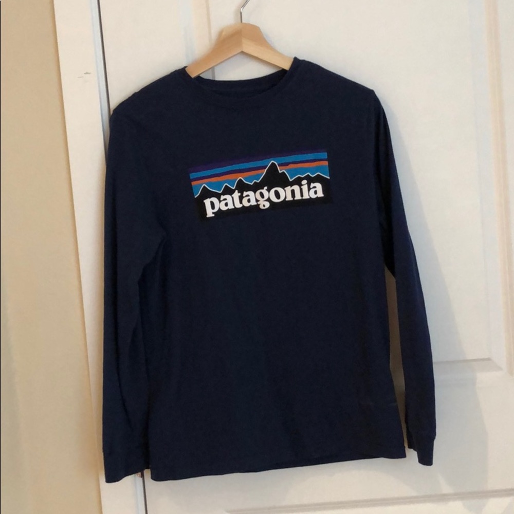 Navy Blue Patagonia long sleeve kids XL